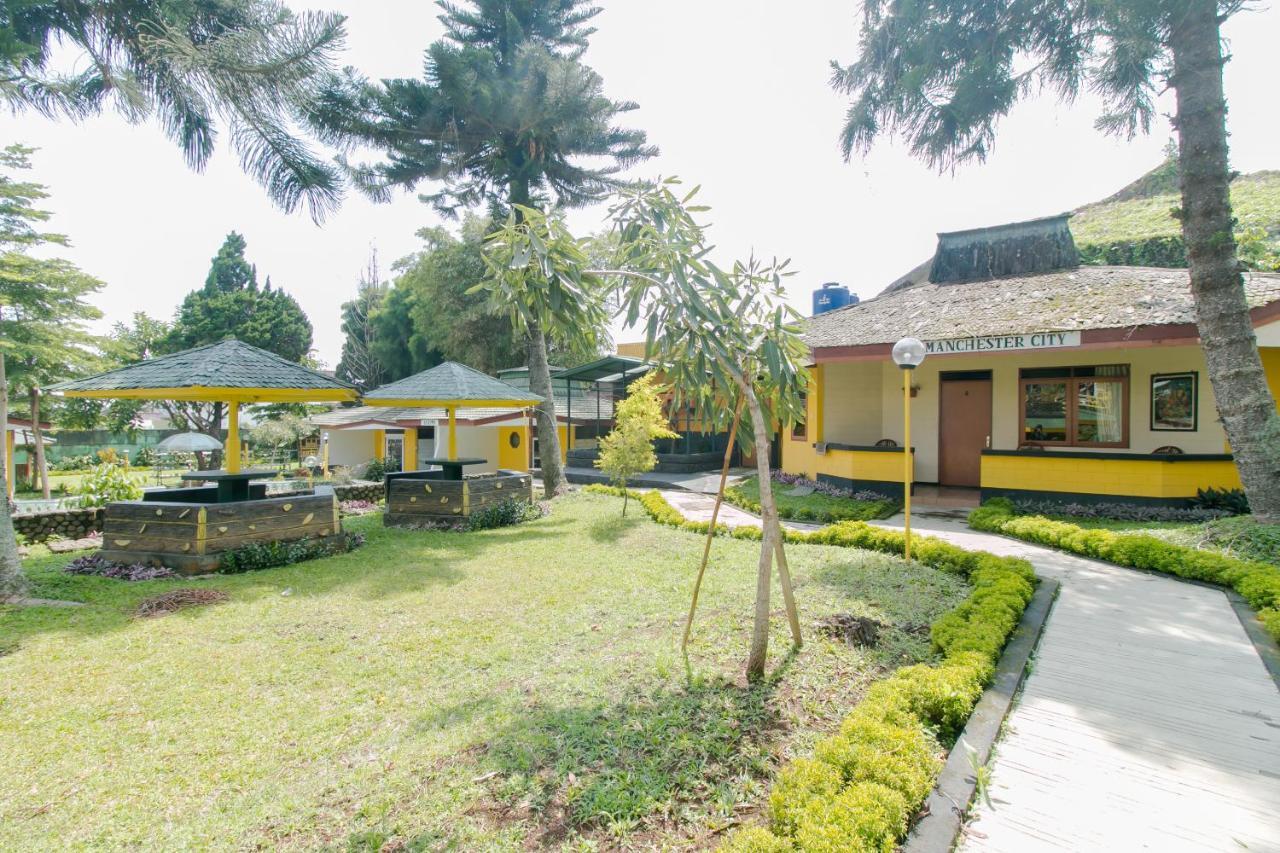 Oyo 1996 Koneng Hotel Cibodas Exterior photo